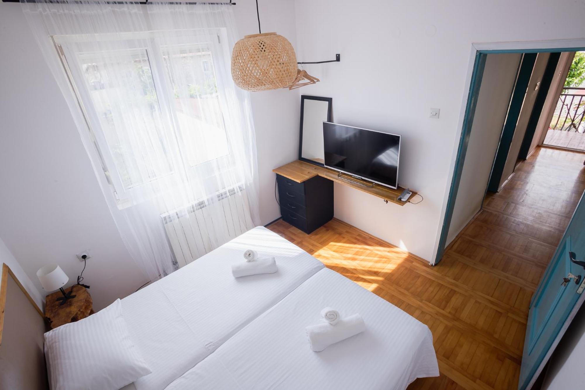 Ferienwohnung Late Story Podgorica Exterior foto